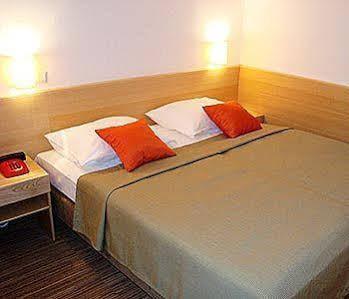 Hotel Kanin Bovec Bagian luar foto