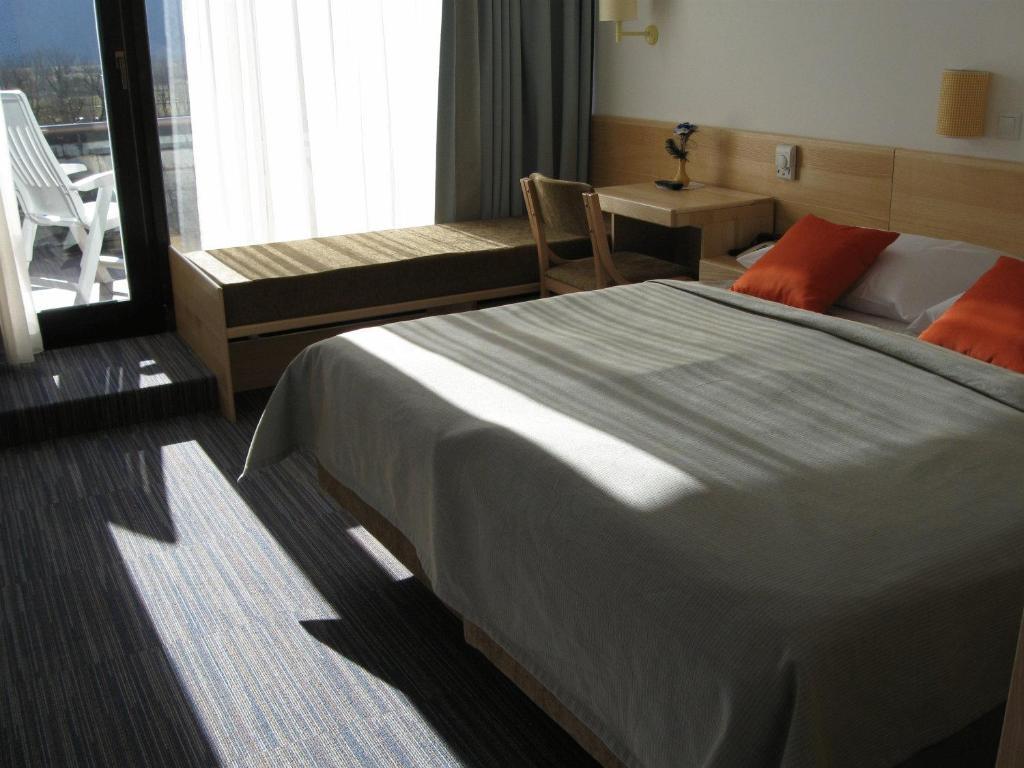 Hotel Kanin Bovec Ruang foto